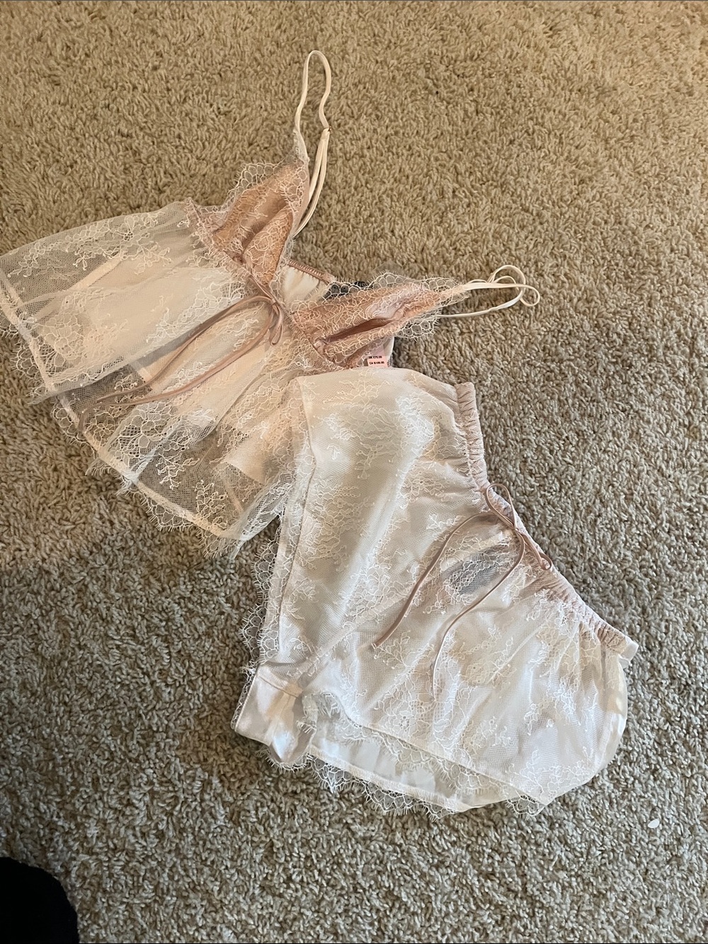 Victoria's Secret Sheer Lace Cami & Shorts Set - silky satin with lace - Picture 3 of 9